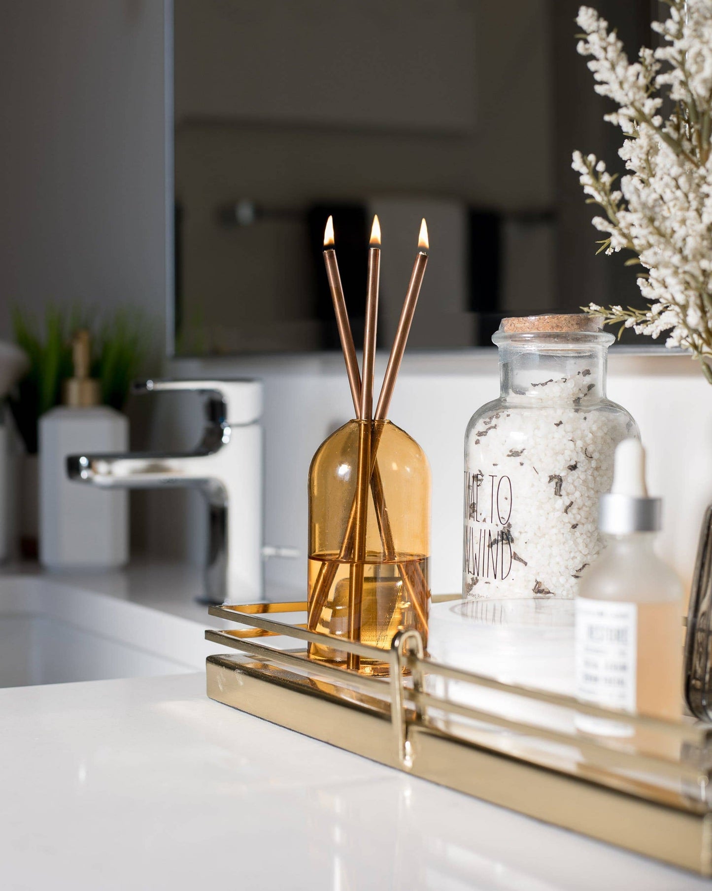 Everlasting Candle - Wylie GOLDEN Hour Vase Candle Holder