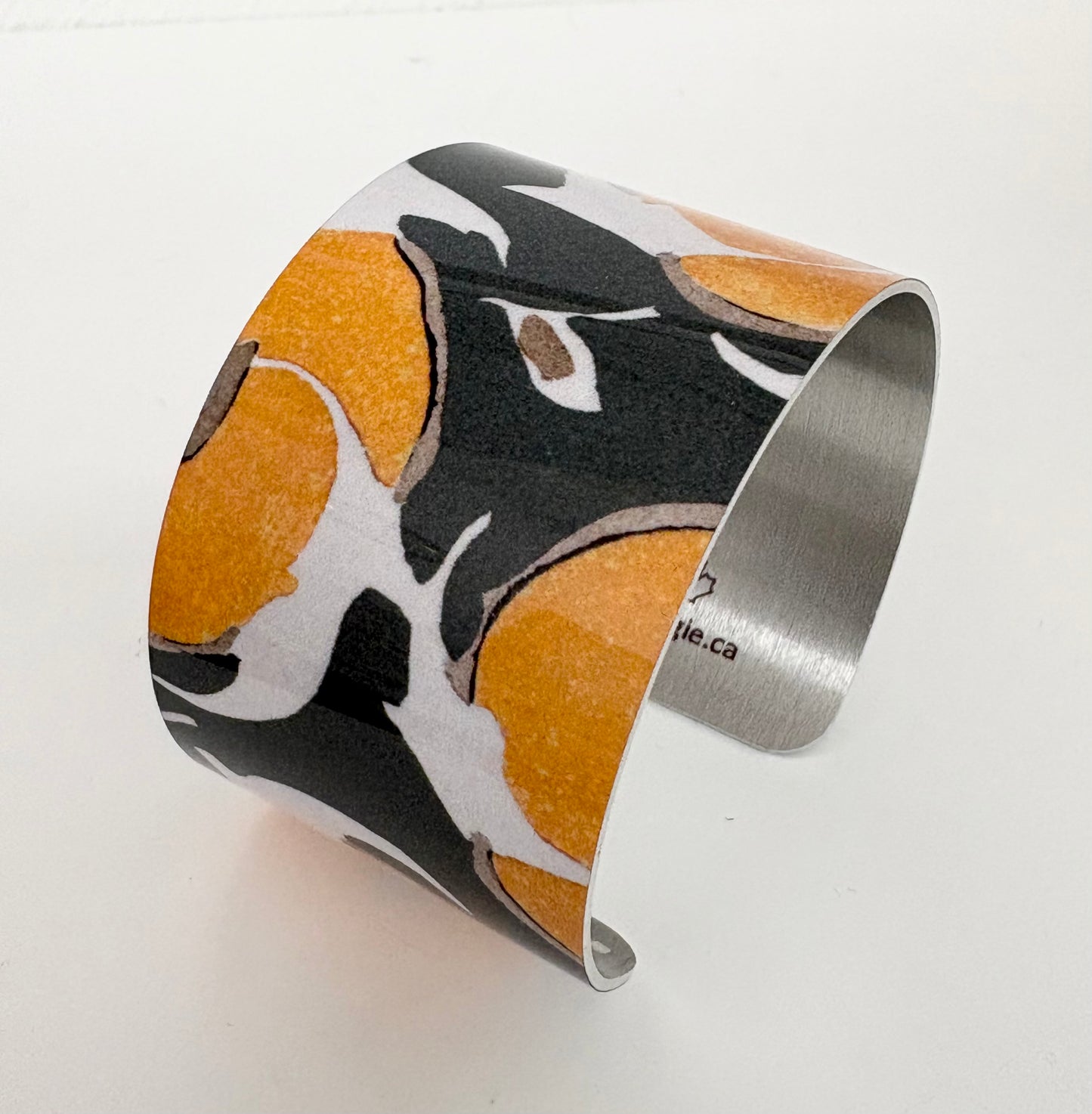 Giftologie- Large cuffs