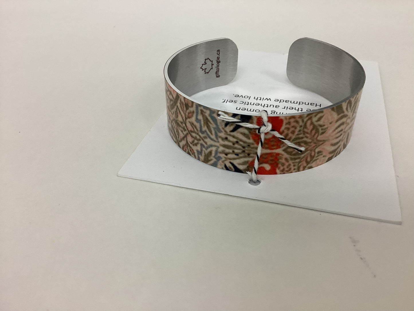 Giftologie - Cuffs variety