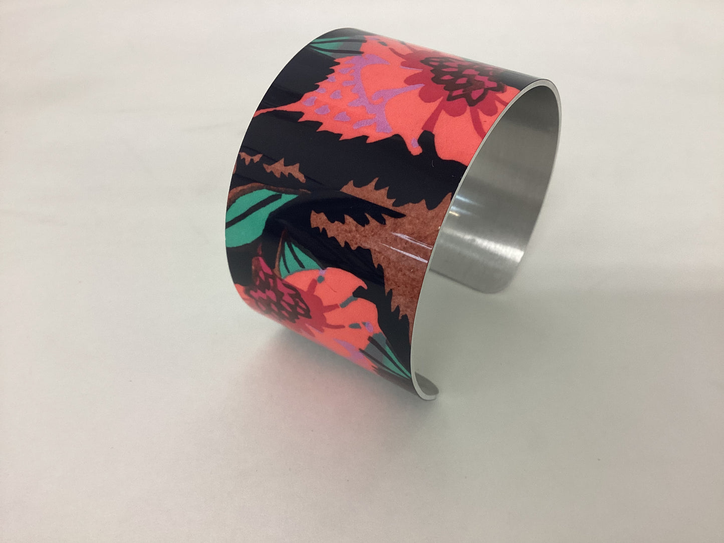 Giftologie- Large cuffs