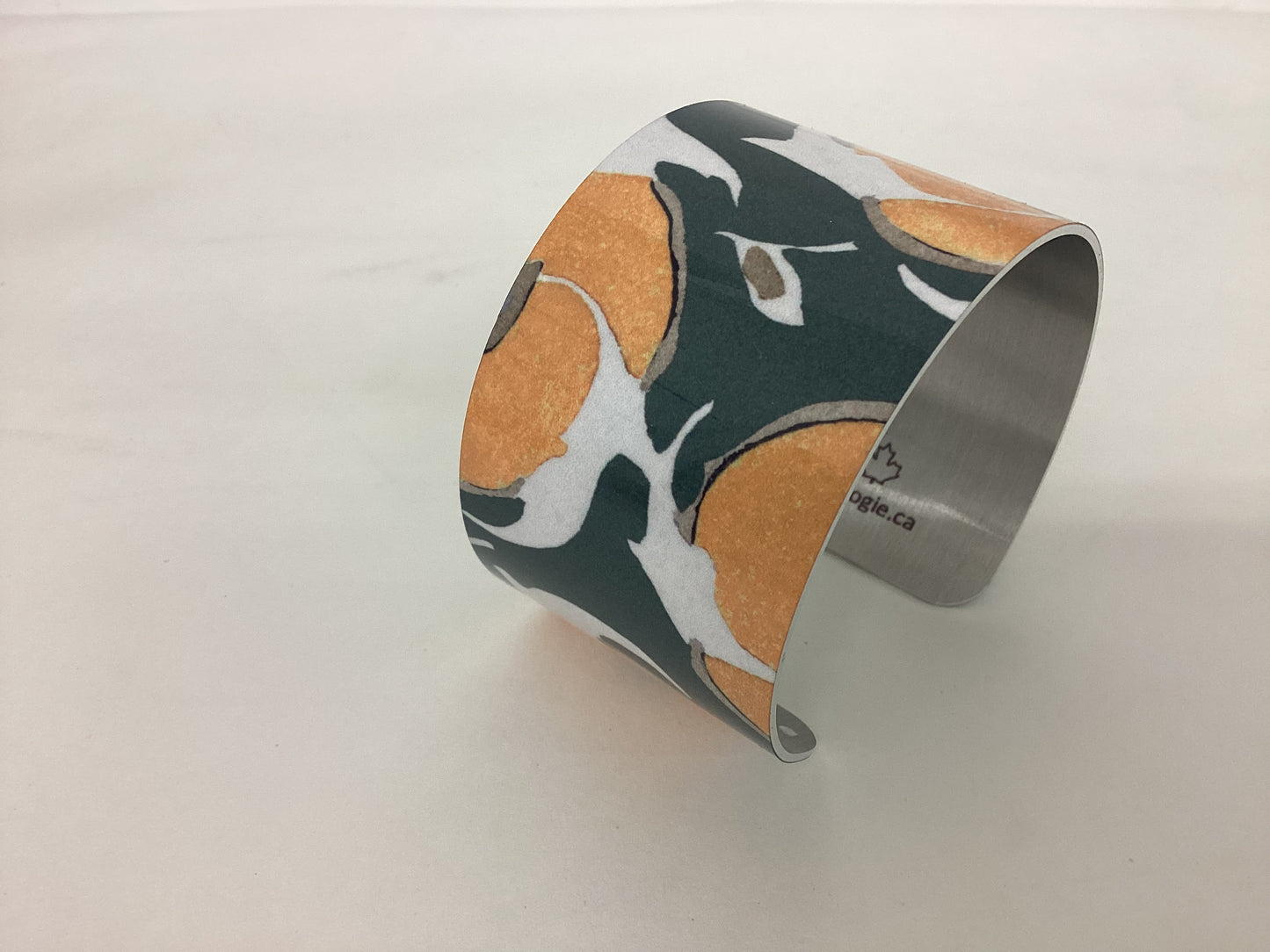 Giftologie- Large cuffs