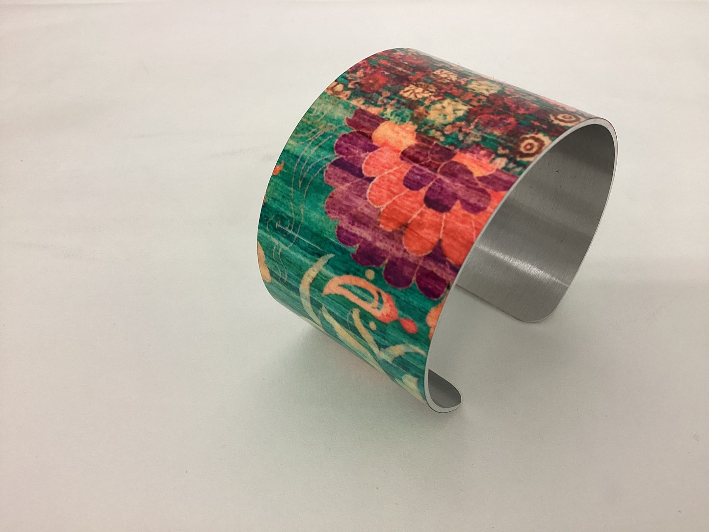 Giftologie- Large cuffs