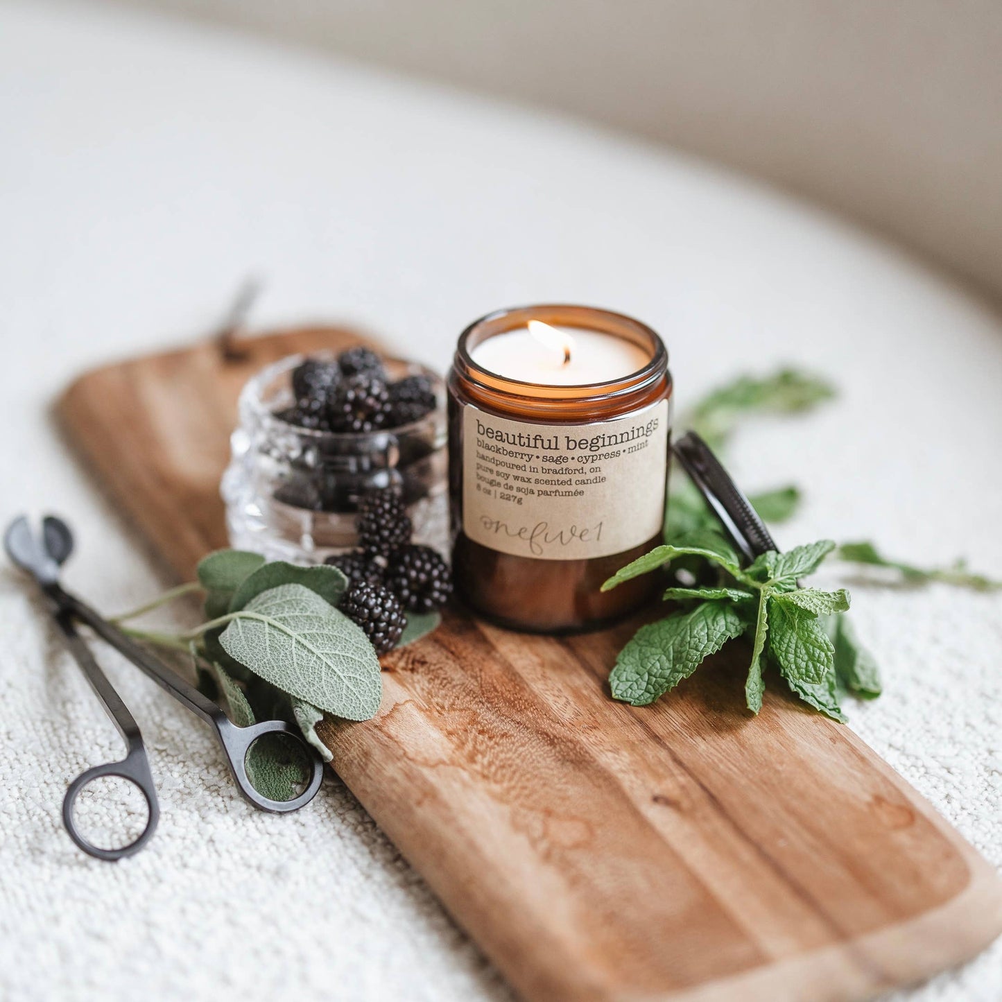 onefive1 - Beautiful beginnings - soy wax candle SPRING FRESH