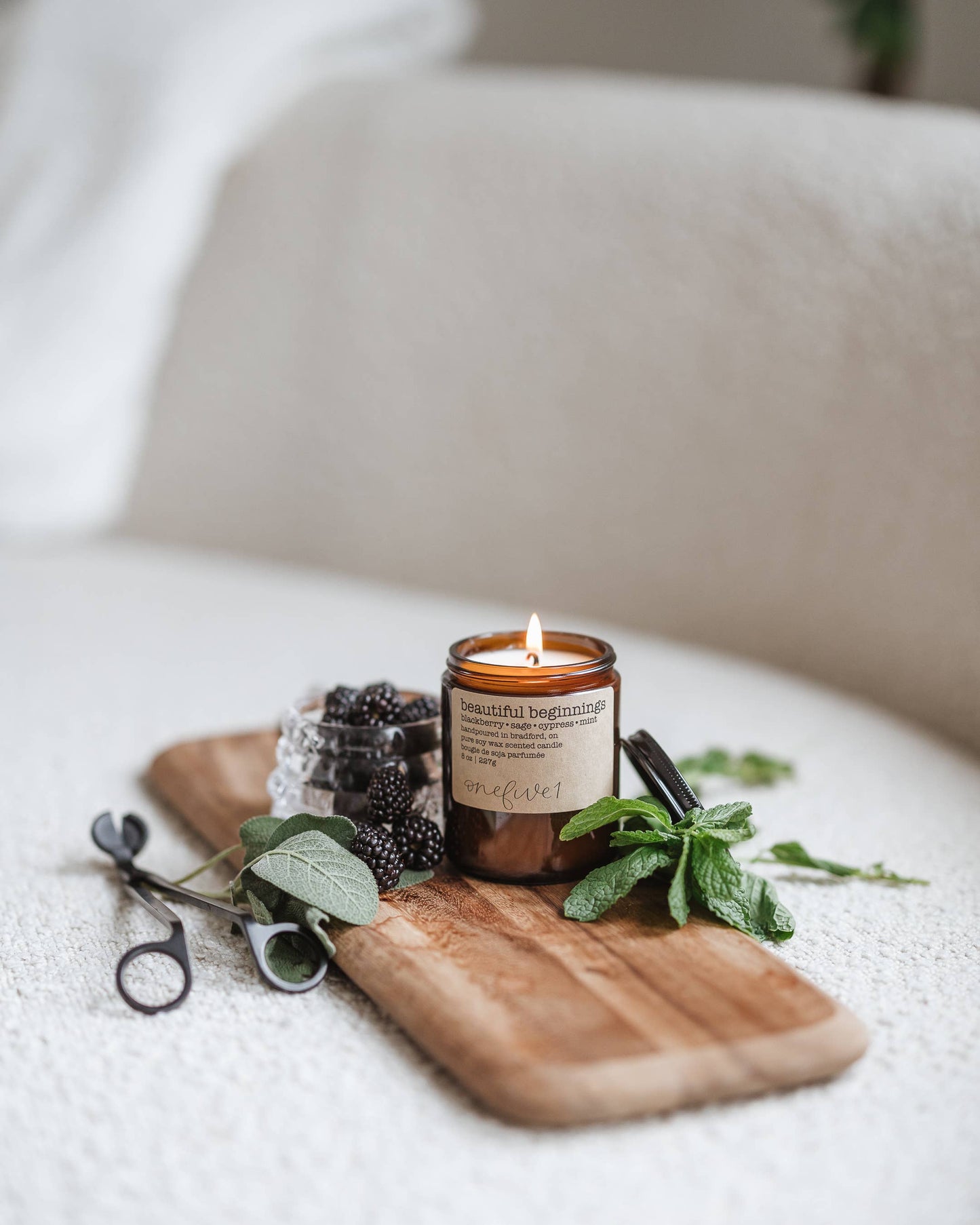 onefive1 - Beautiful beginnings - soy wax candle SPRING FRESH
