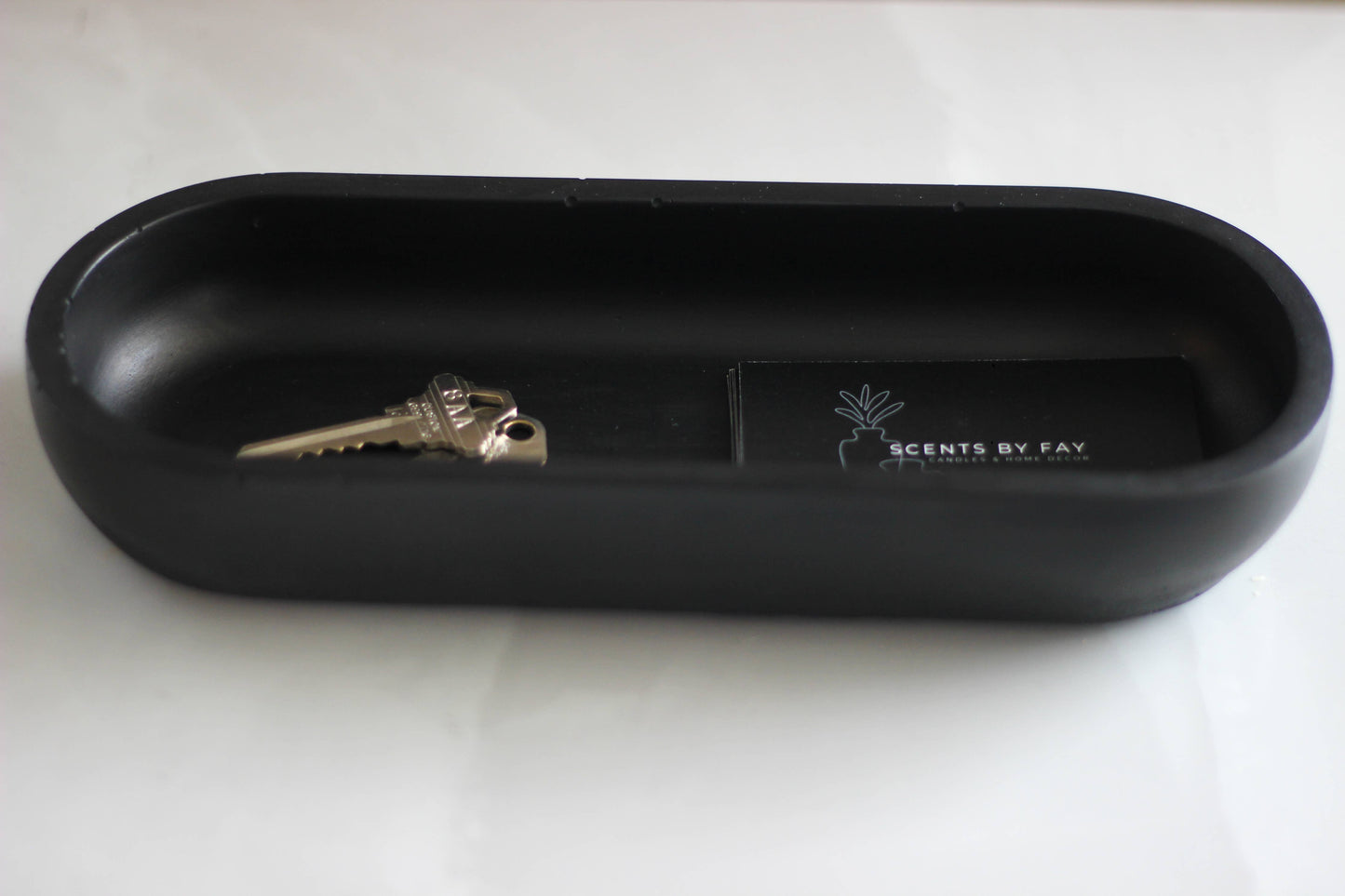 Scents By Fay - Decorative dish - Black/white