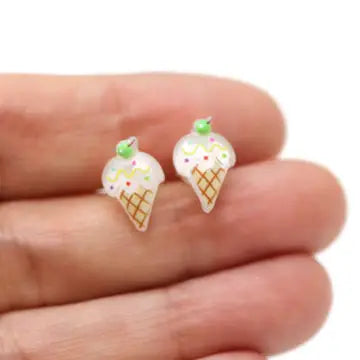 Pretty Smart - Ice Cream Cone Stud Earrings, 10mm: Blue / Invisible Clip On