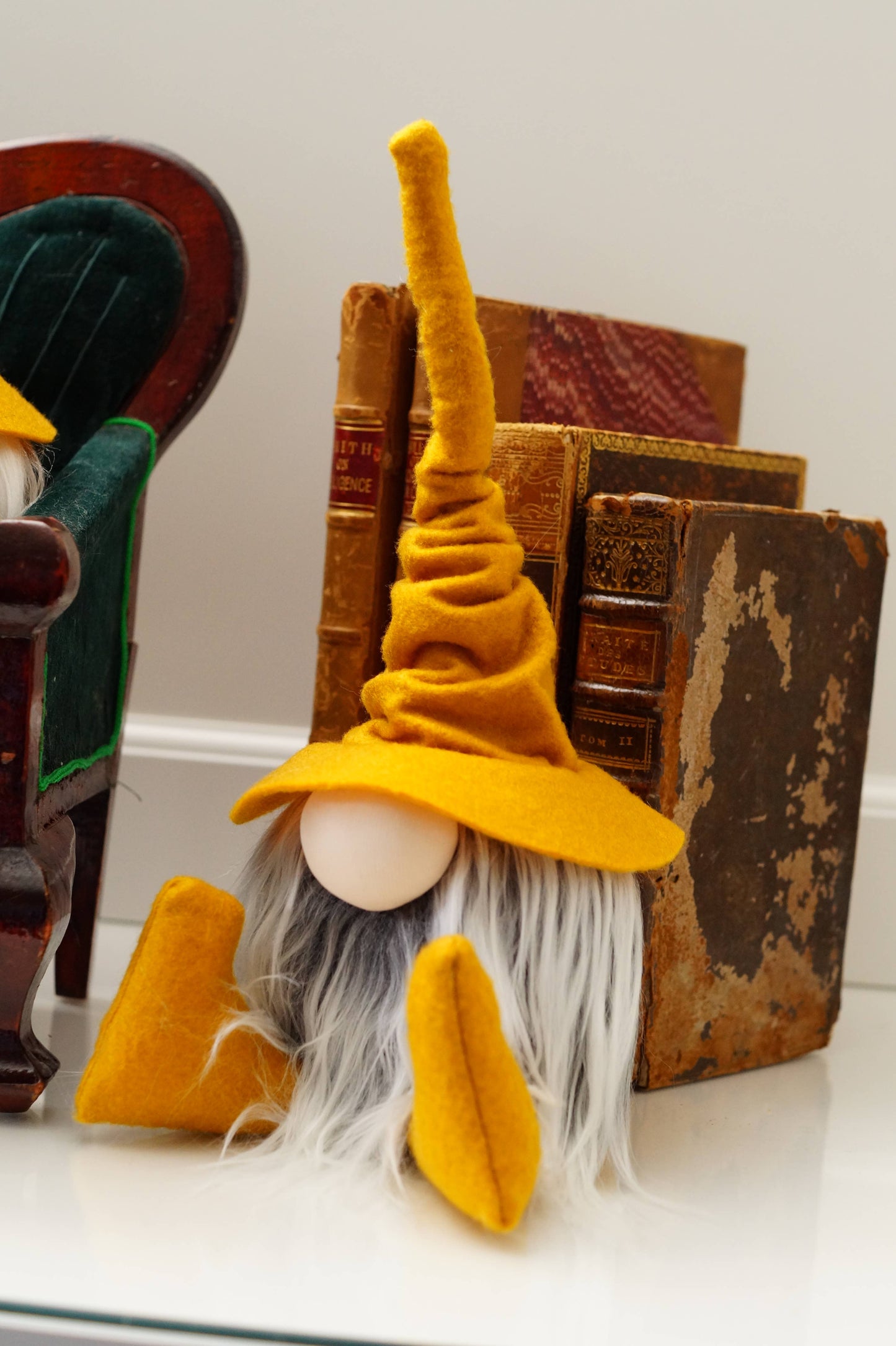 Gnomevillestudios - Fall Wizard Gnomes – All-Season Magical Book Shelf decor: Ruby- Frosty Beard / Large