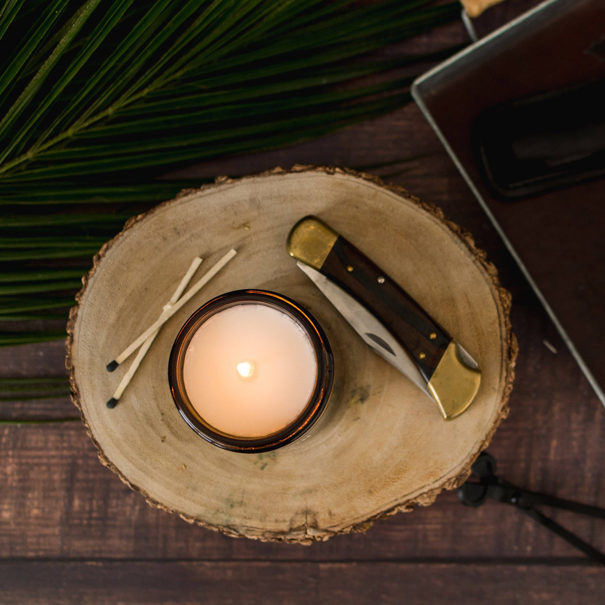 Market Candle Company - LOG CABIN SOY WAX CANDLE: 8 oz Single Wick