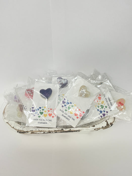 Cobblestone Market Resin Pocket heart