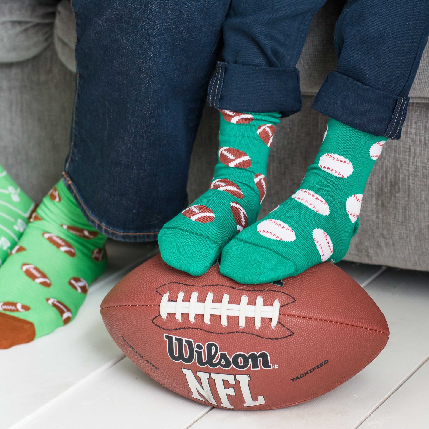 Friday Sock Co. - Men’s Football Mid-Calf Socks - Sports Fan Father's Day Gift: Men's 7 - 12