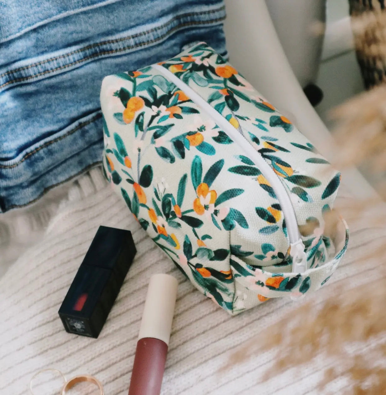 Freon Collective - Sage Citrus: Makeup bag