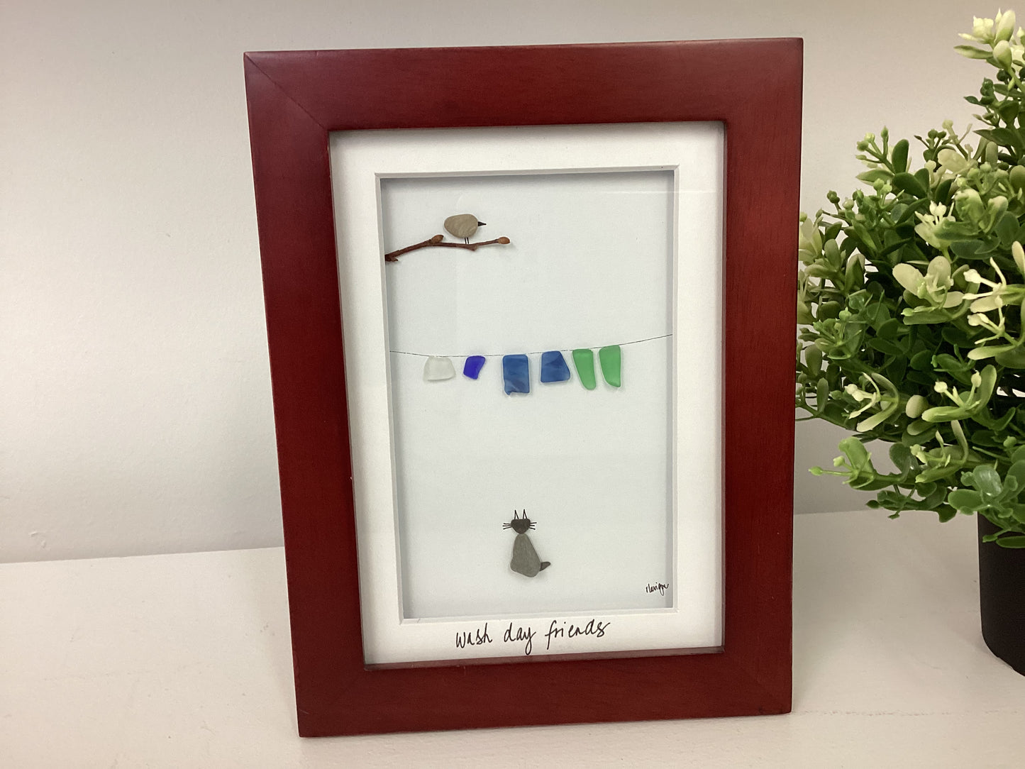 Whispering Pebble frame- Animal and Pets