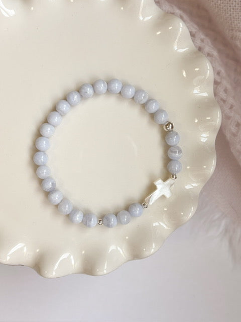 All things i heart - Cross Bracelet