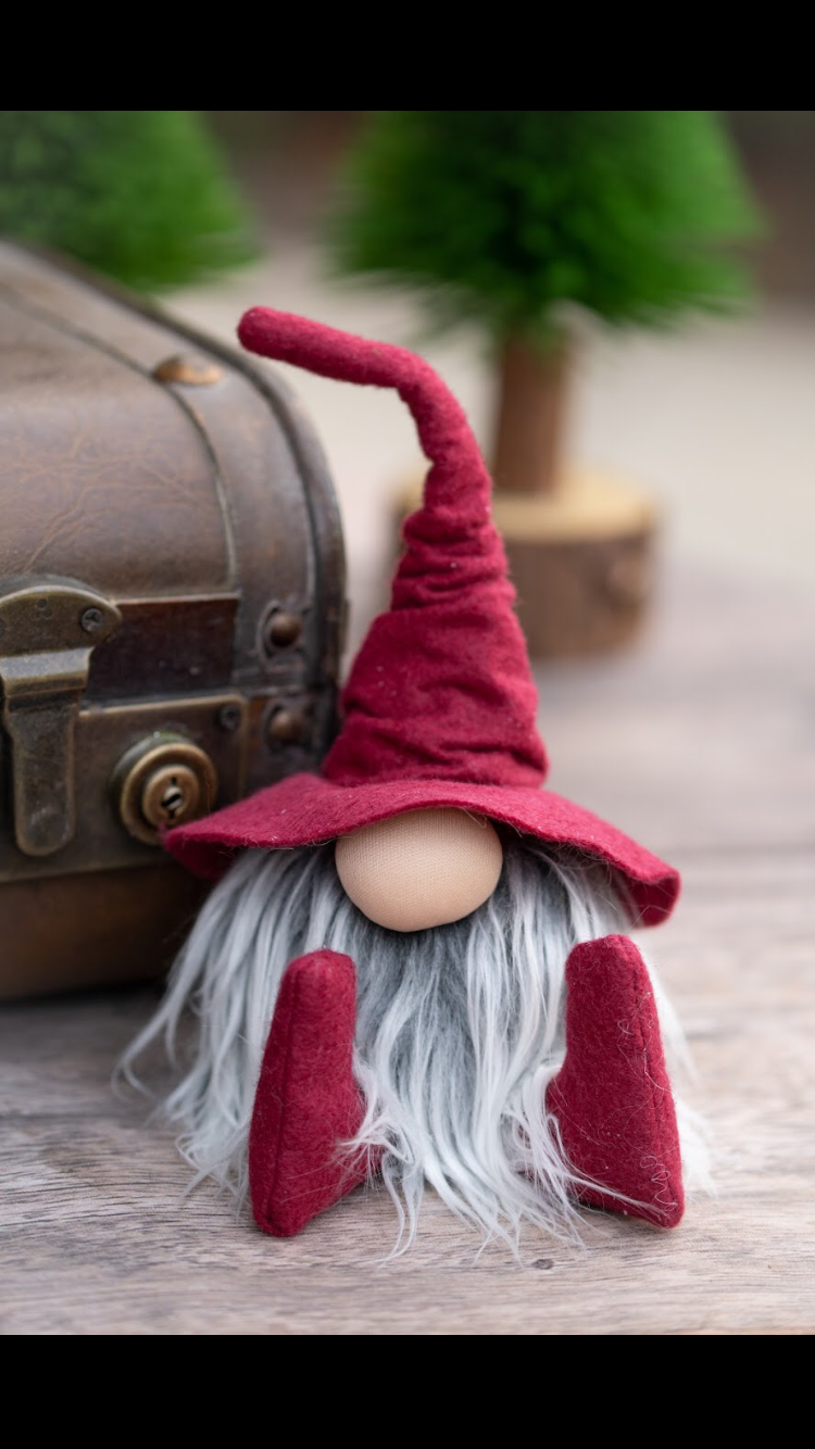 Gnomevillestudios - Fall Wizard Gnomes – All-Season Magical Book Shelf decor: Ruby- Frosty Beard / Large