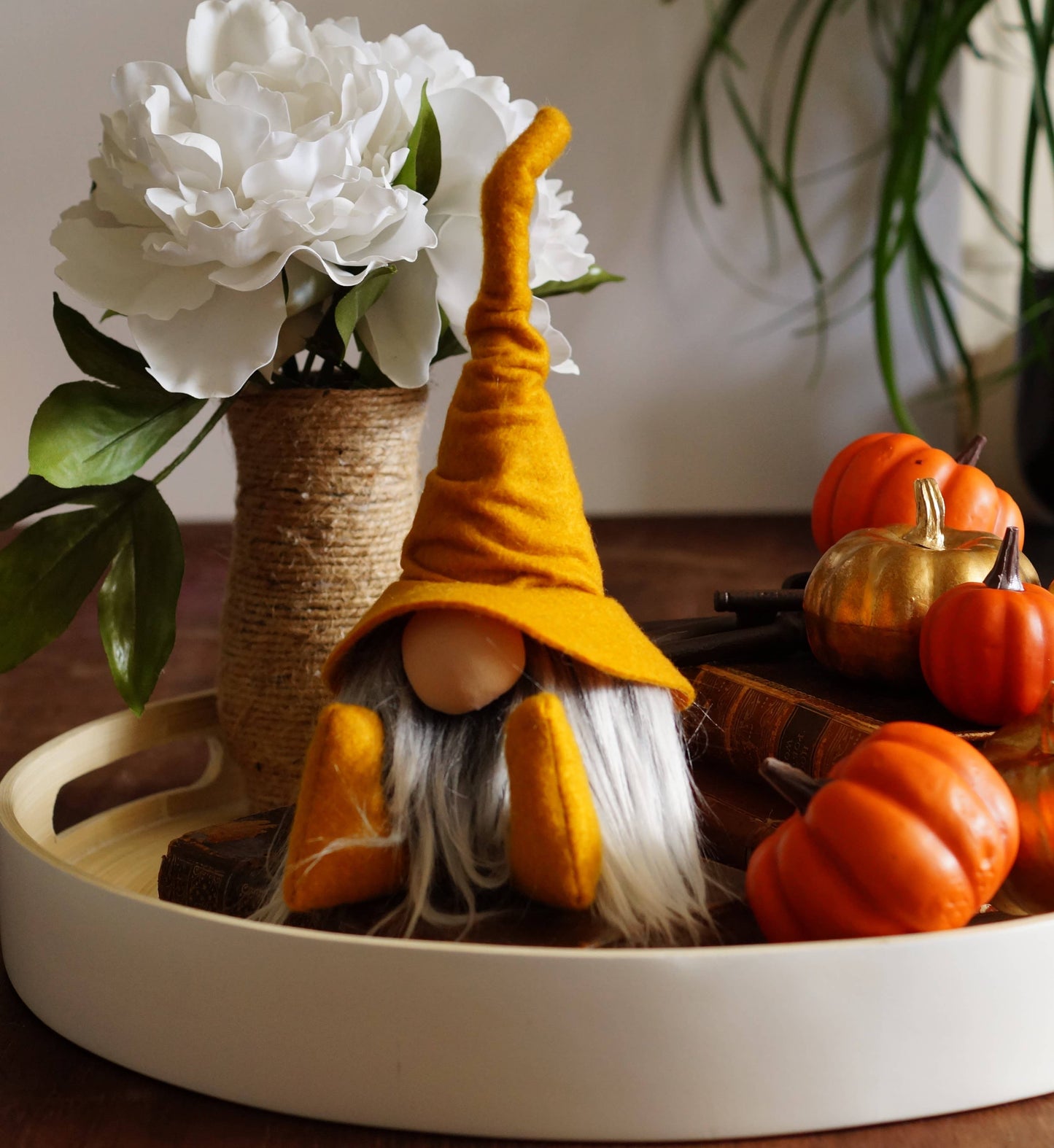 Gnomevillestudios - Fall Wizard Gnomes – All-Season Magical Book Shelf decor: Ruby- Frosty Beard / Large