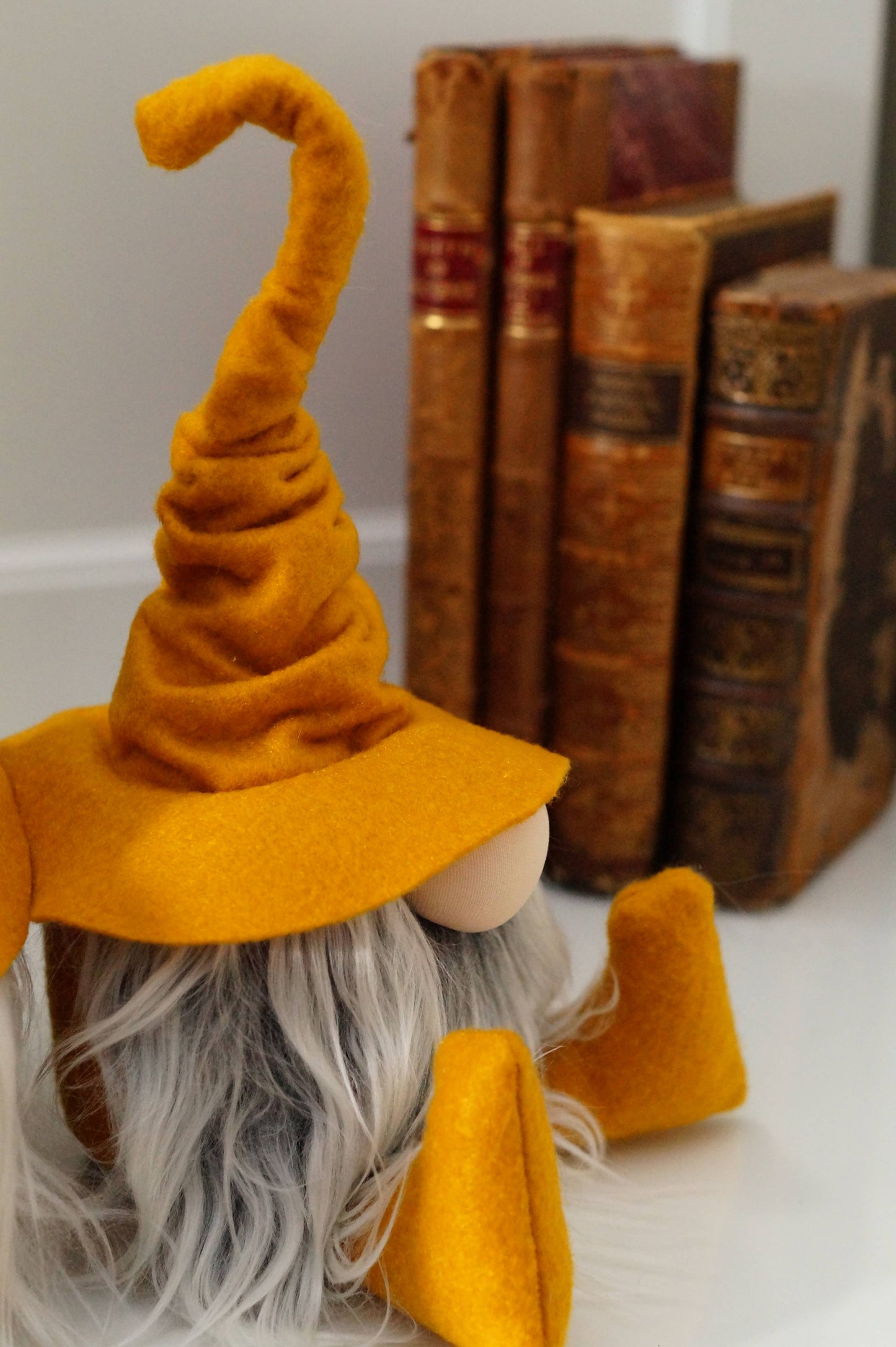 Gnomevillestudios - Fall Wizard Gnomes – All-Season Magical Book Shelf decor: Ruby- Frosty Beard / Large