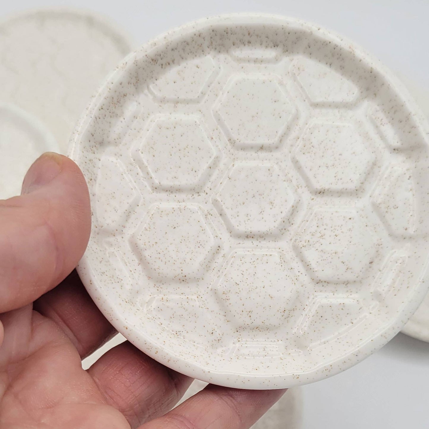 Eastvan bees - Nordic -Hygge-style candle plate