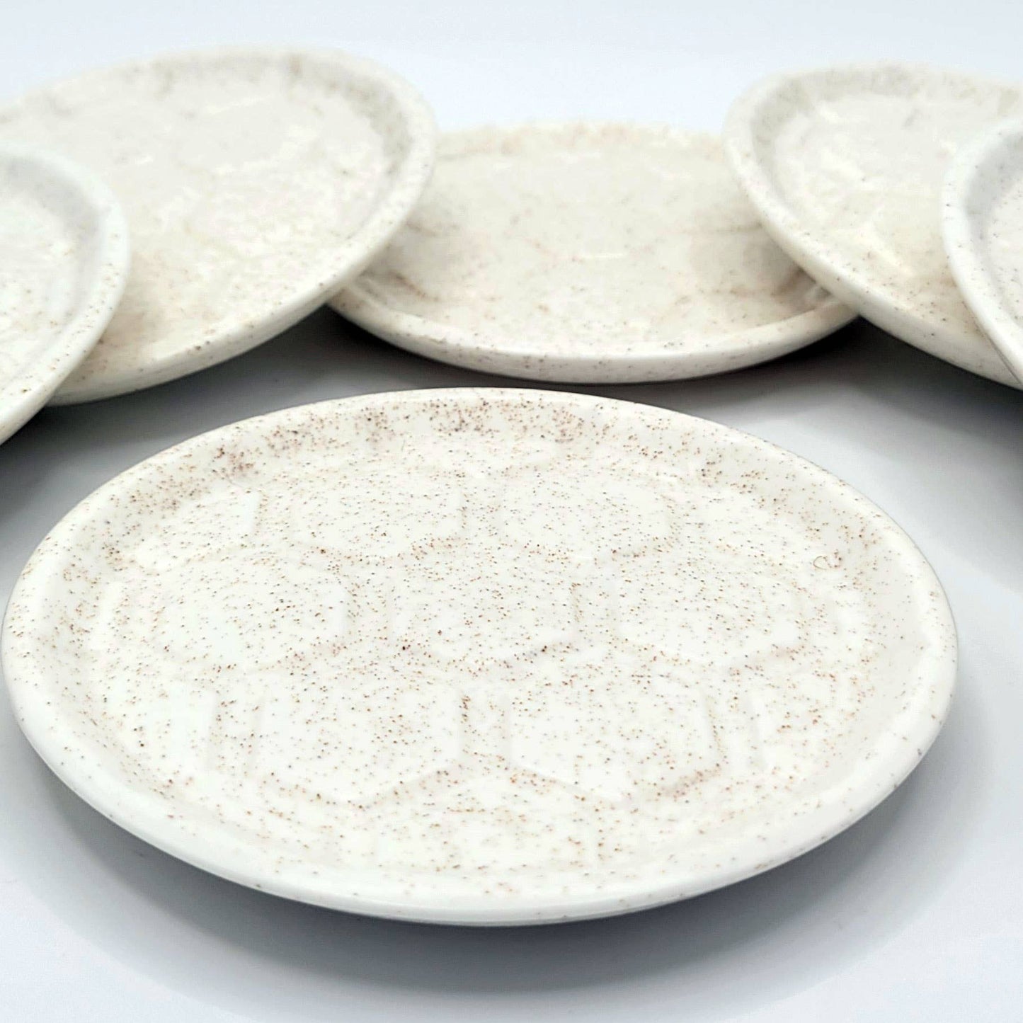 Eastvan bees - Nordic -Hygge-style candle plate